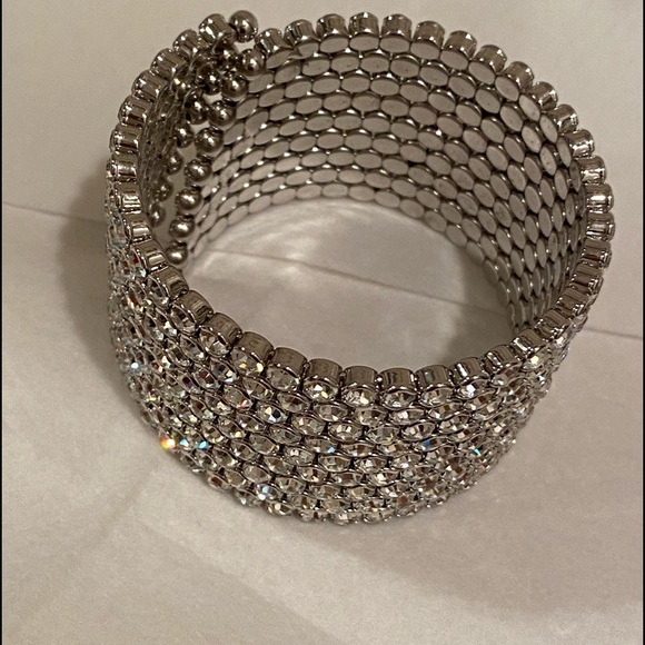 Bangle - Picture 4 of 4